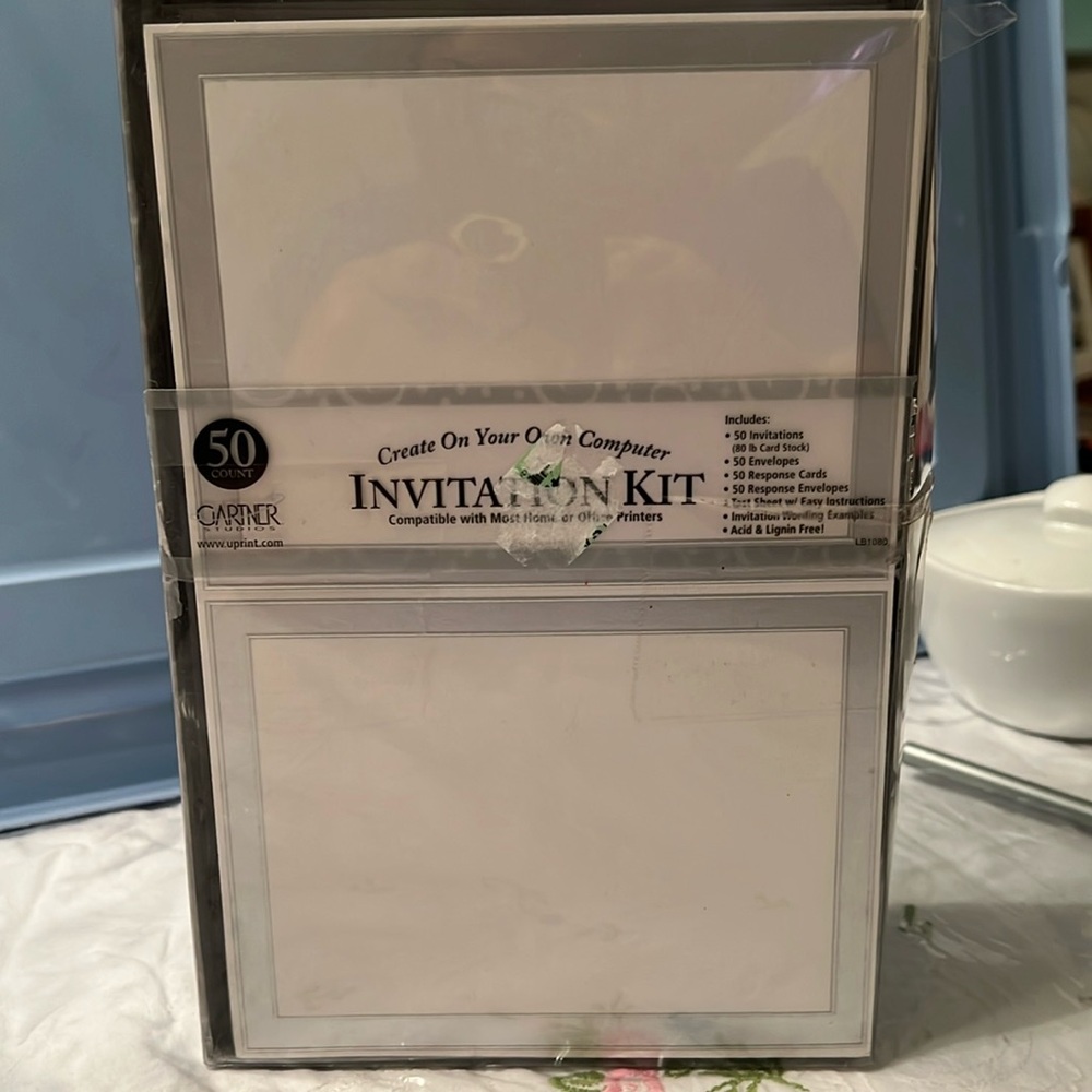 Gartner Studios Invitation Kit